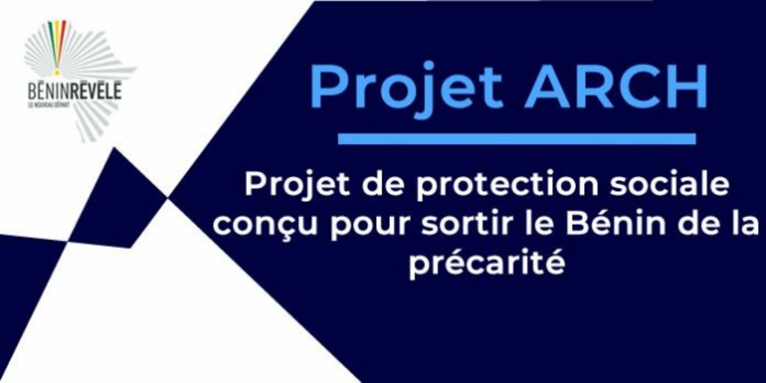 Texte blanc et bleu sur fond bleu avec le titre Projet ARCH et une description du projet de protection sociale au Bénin
